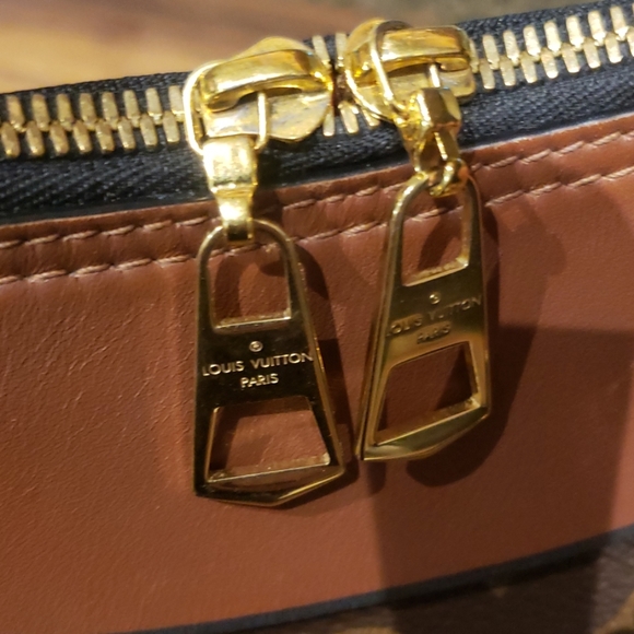 Louis Vuitton Tuileries Caramel Monogram - Picture 7 of 9